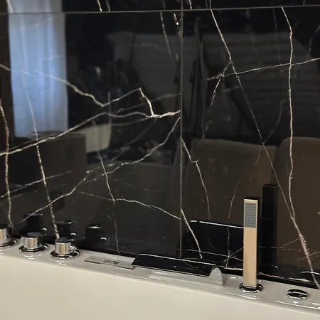 아파트 Hub Private